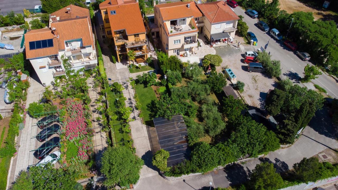 Apartments Adria Danka Krk Town Esterno foto